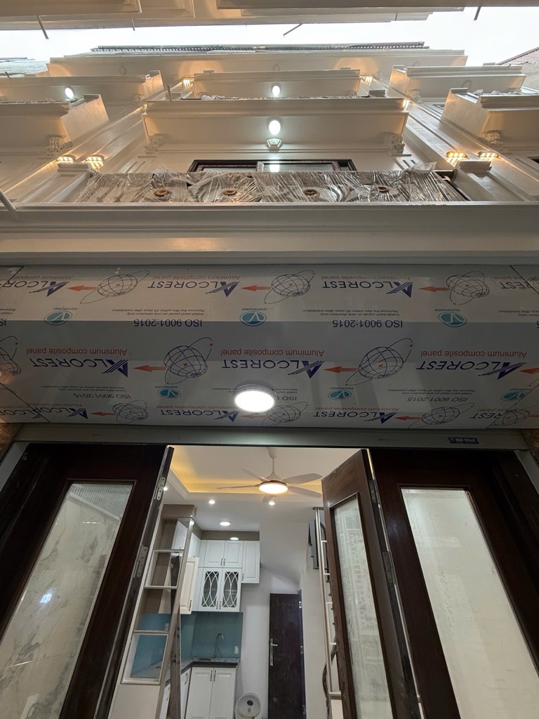 BÁN NHÀ MỚI Ở NGAY TẠI ĐƯỜNG THỤY PHƯƠNG – 10M RA Ô TÔ TRÁNH.